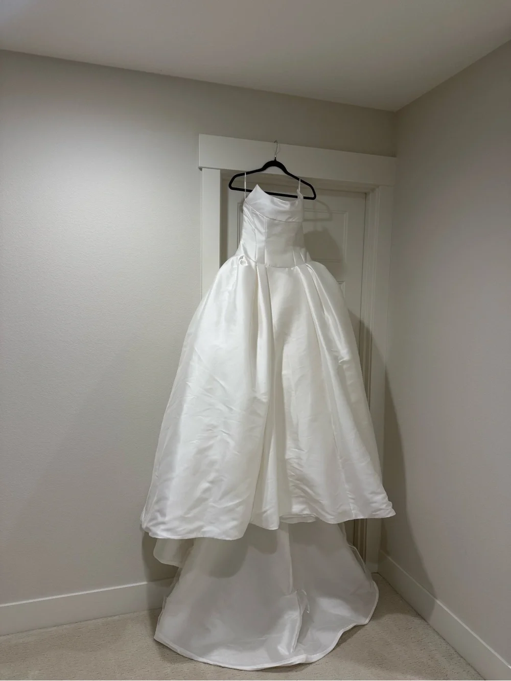 Pronovias White Wedding dress, cathedral veil & lace gloves
